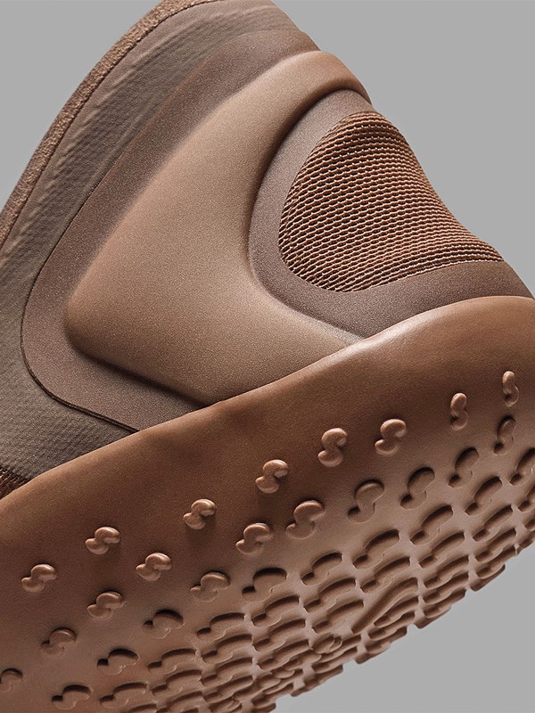 NIKE insiste con Las SKIMS Rift de dedos separados. ¿Funcionarán?