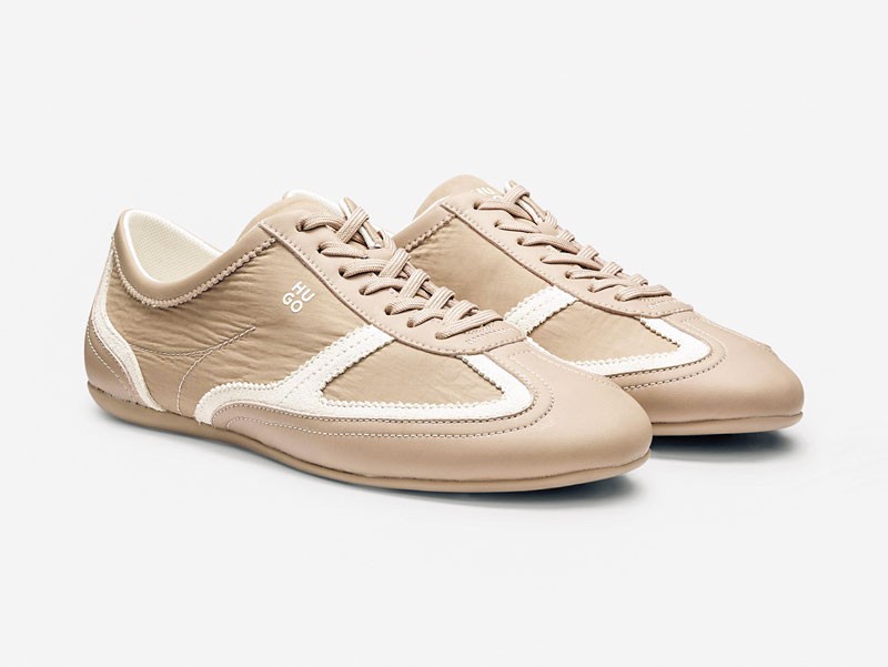 SNEAKERS CLASICAS MUJER CALZADO TENDENCIA PRIMAVERA VERNAO 2026 2027 SERMA167hbeu50557871_231_200.jpg Sneakers slim afinan perfiles con suelas bajas