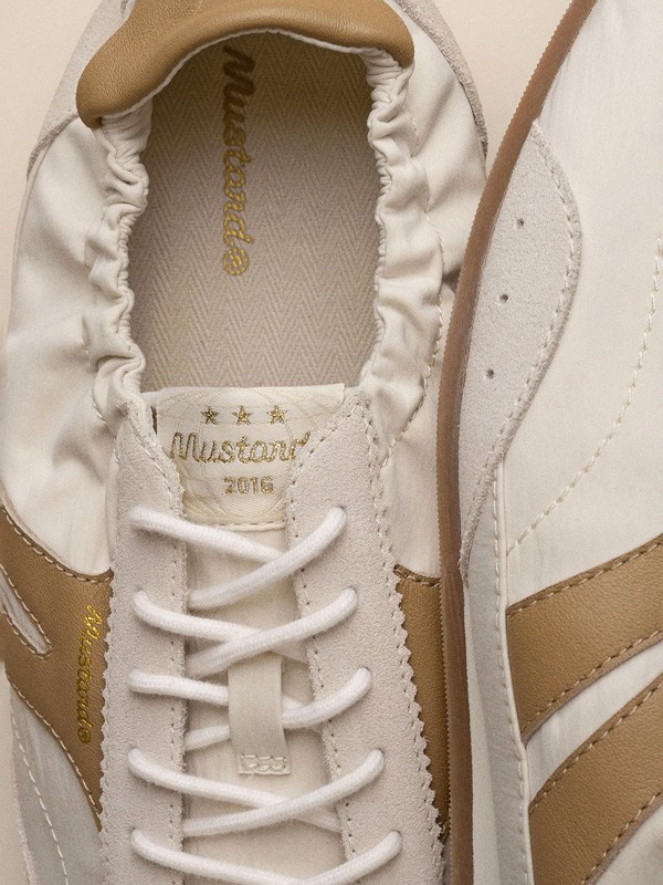 Total comfort! MUSTARD’s irresistible sneakers