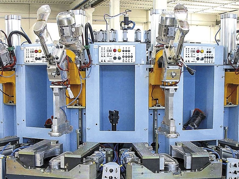 Injection of soles: problems and solutions