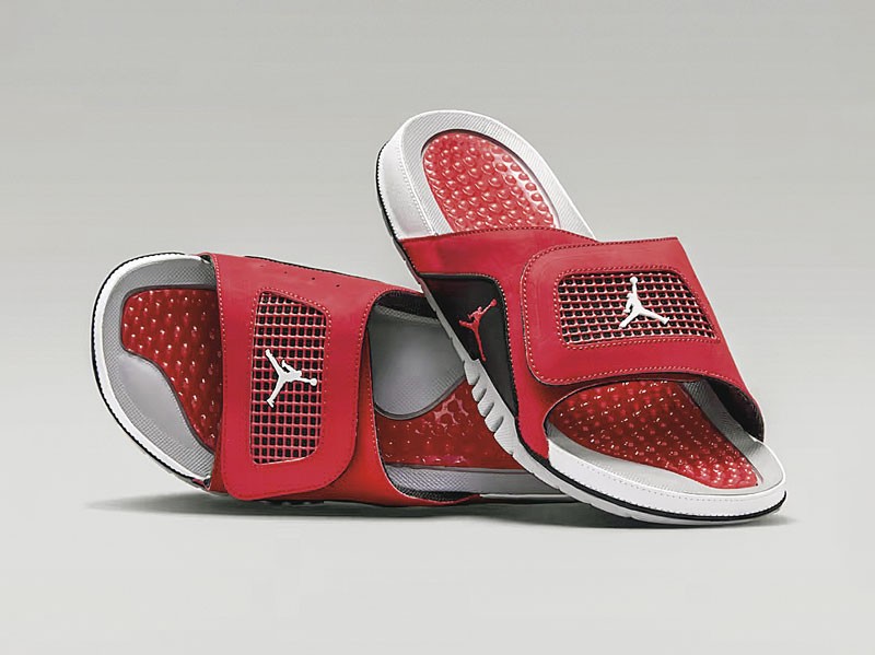CHANCLAS CONFORT CALZADO HOMBRE TENDENCIA PRIMAVERA VERNAO 2026 2027 SERMA167JORDAN+HYDRO+IV+RETRO.jpg Chanclas comfort priorizan fajas amplias y bases robustas