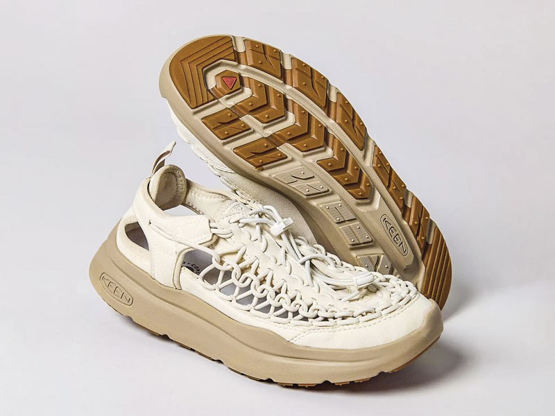 Chunky sneakers