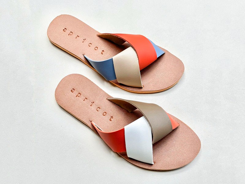 Chanclas minimalistas APRICOT: Confortables y elegantes