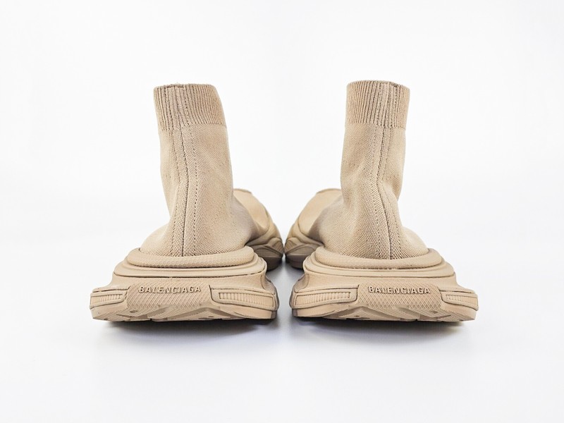 BALENCIAGA steps into the future with revolutionary sneakers: Sock 3XL