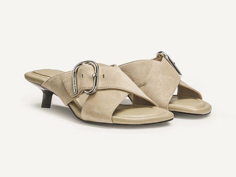 SANDALIAS ALTAS MUJER CALZADO TENDENCIA PRIMAVERA VERNAO 2026 2027 SERMA167hbeu50563636_232_200.jpg Sandalias altas equilibran tiras finas, color y volumen