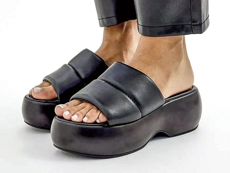 Chanclas / Sandalias bajas