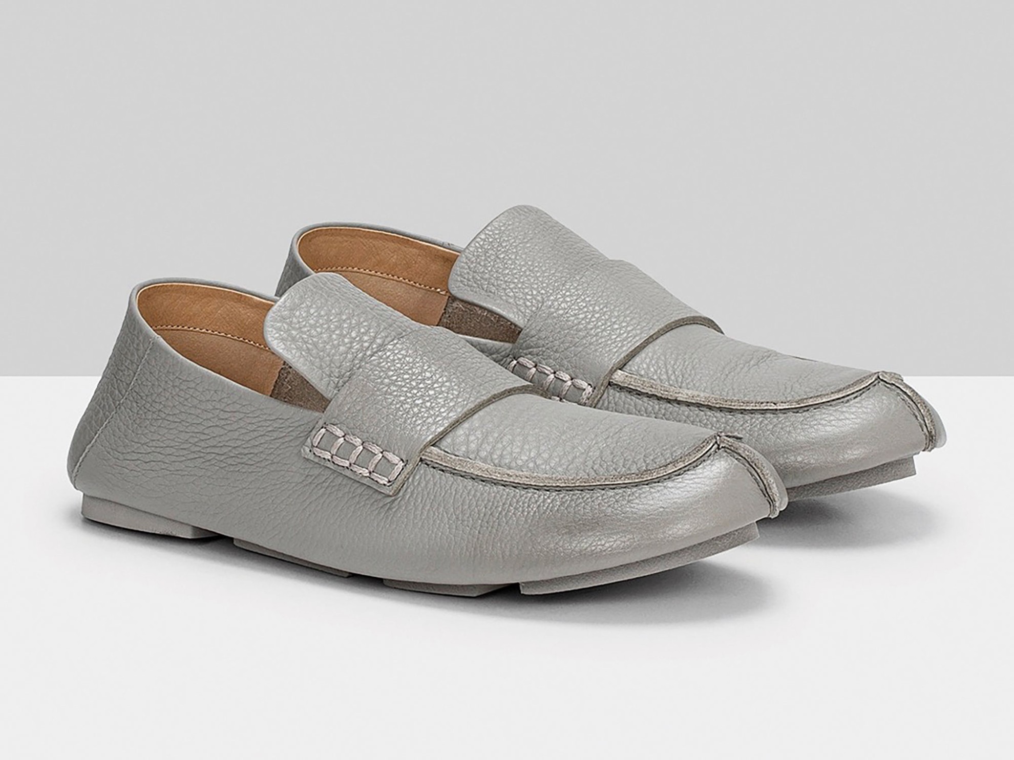 Casual moccasins: Relaxed and comfortable