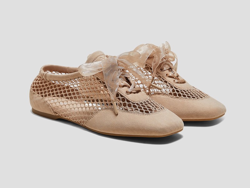 ¡Arrasan las SNEAKERINAS! y revolucionan el mundo de la moda