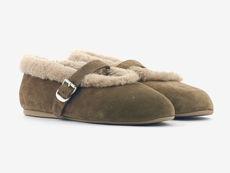 BALLERINAS BALERINAS TENDENCIA CALZADO TEMPORADA OTOÑO INVIERNO 2027 SERMA 159 48459-2-2_2048x2048.jpg Ballerina flats combine straps, prints and visible details