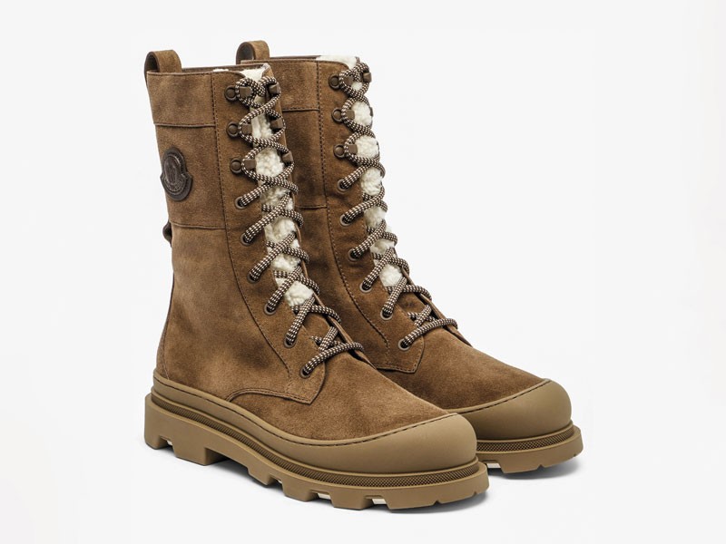 Botas bajas acordonadas