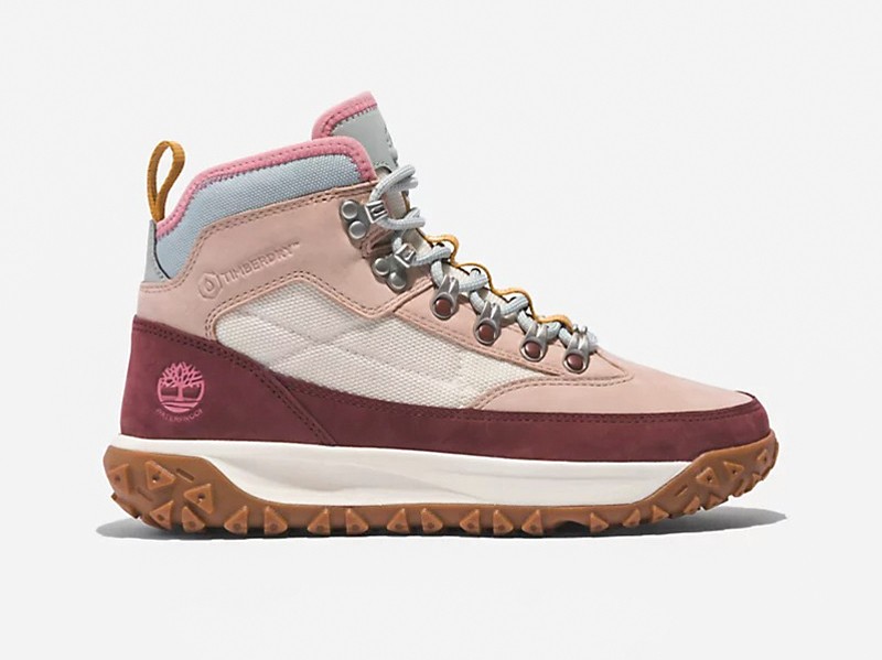 New TIMBERLAND collection. A more comfortable and sustainable outdoor.
