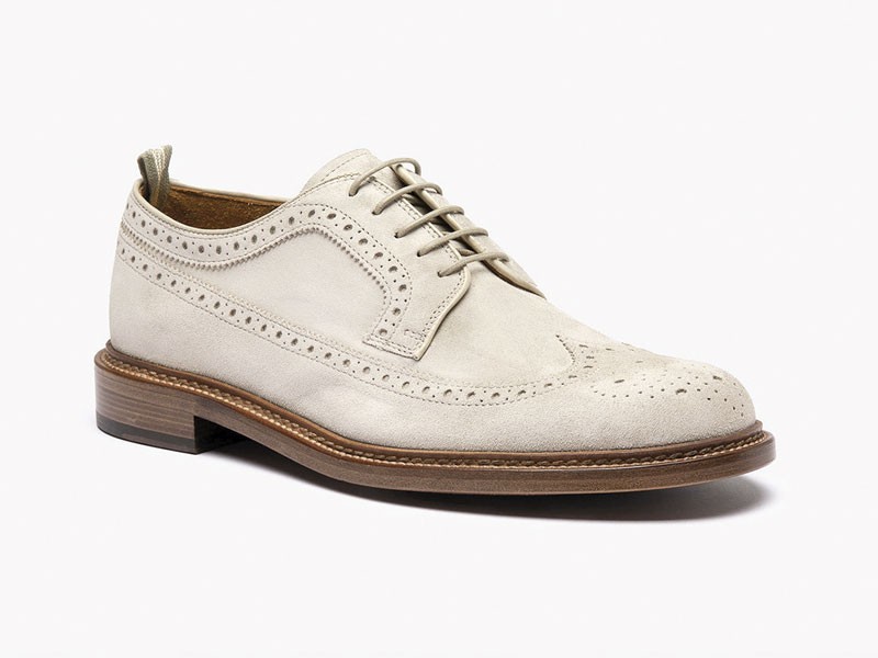Lace-up casual shoes