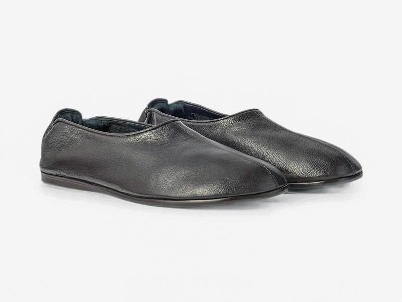 LISOS SPORT TENDENCIA CALZADO TEMPORADA OTOÑO INVIERNO 2027 SERMA 159 36932271_69666611_2048.jpg El slip-on masculino combina frentes limpios y contrastes de superficie
