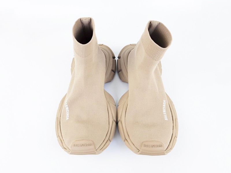BALENCIAGA steps into the future with revolutionary sneakers: Sock 3XL