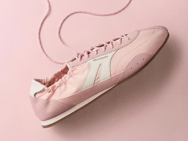 Total comfort! MUSTARD’s irresistible sneakers