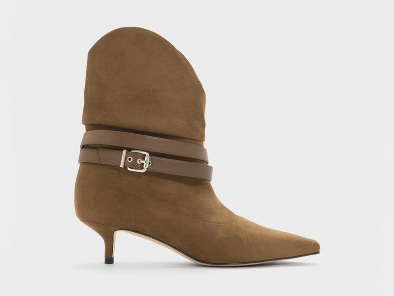 Women's suede boots in camel tones with leather and prints