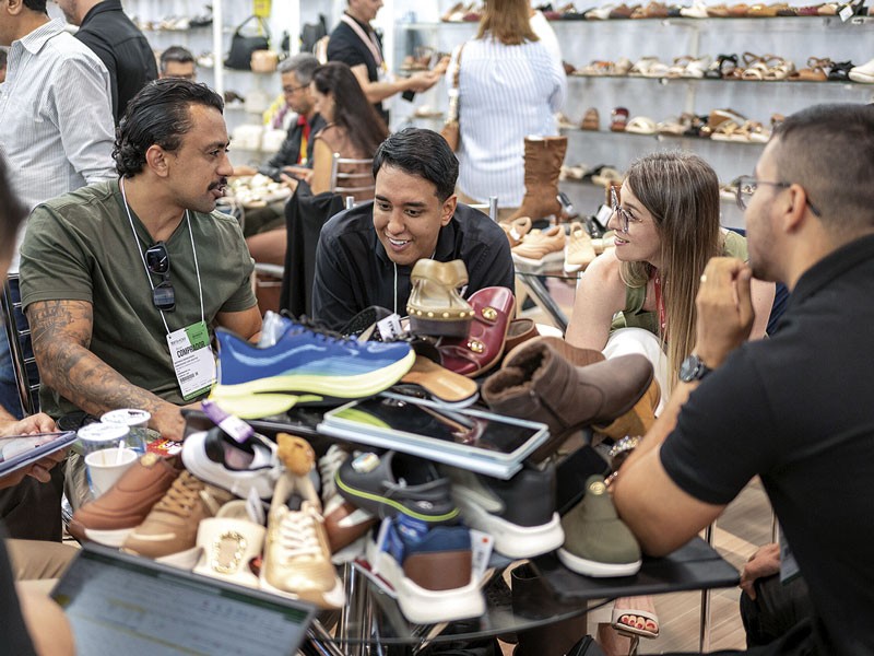 La feria brasileña consolida su posicionamiento como el mayor escaparate de calzados para el mercado interno y externo.