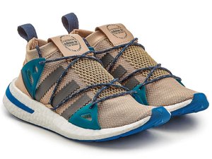 CALZADO-ZAPATO-MUJER-SNEAKER-MODA-FOOTWEAR-SHOES-WOMAN-FASHION-SERMA-279576_m.jpg