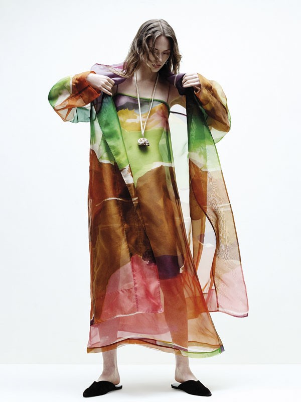 MULER MUJER CALZADO TENDENCIA PRIMAVERA VERNAO 2026 2027 SERMA167herbert-levine-brown-home-body.jpg Mules boho exploran tramas, redes y fibras naturales
