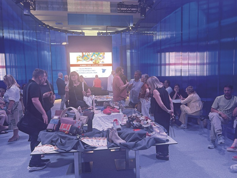 EXPO RIVA SCHUH established itself as the largest global meeting point for footwear and manufactured goods