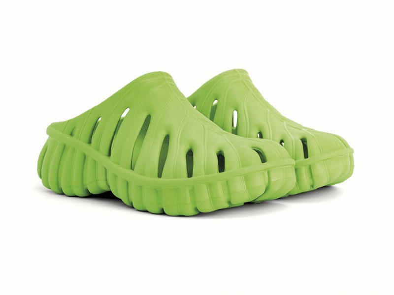Injected clogs