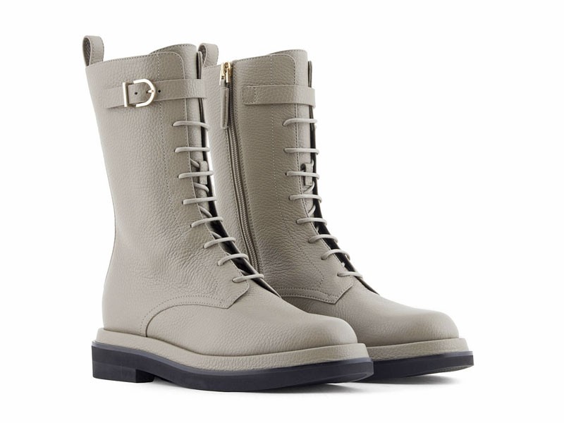 Botas bajas acordonadas