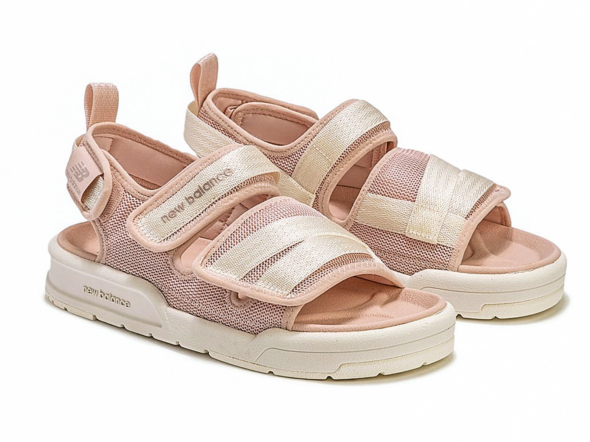 Sandalias bajas con tiras anchas