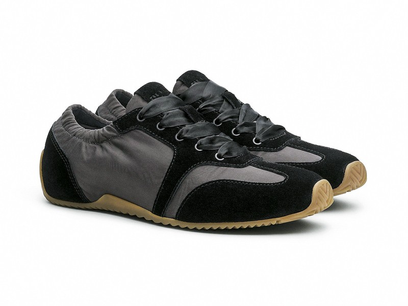 Olive-toned urban sneakers with suede cues and gum sole units