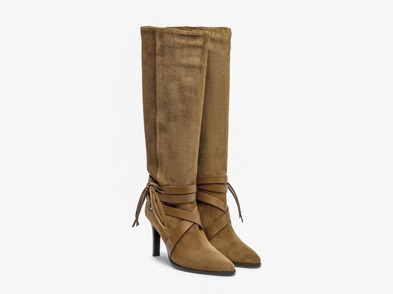 Women's suede boots in camel tones with leather and prints