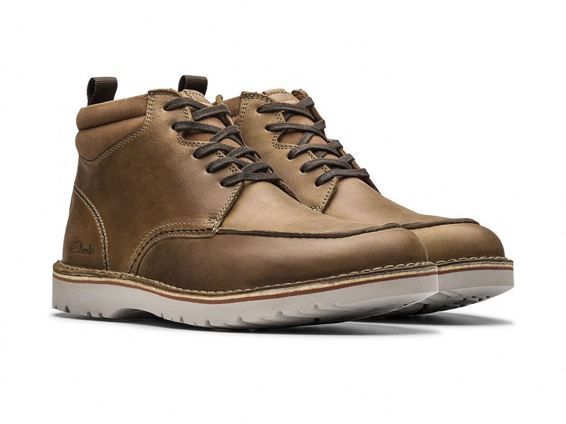 Lace-up casual booties