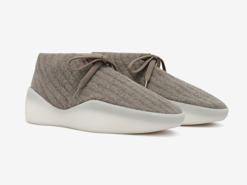 El inconfundible estilo minimalista de FEAR OF GOD