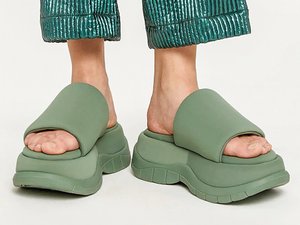 CALZADO-ZAPATO-MUJER-SANDALIA-MODA-FOOTWEAR-SHOES-WOMAN-FASHION-SERMA-sunnei-3.jpg