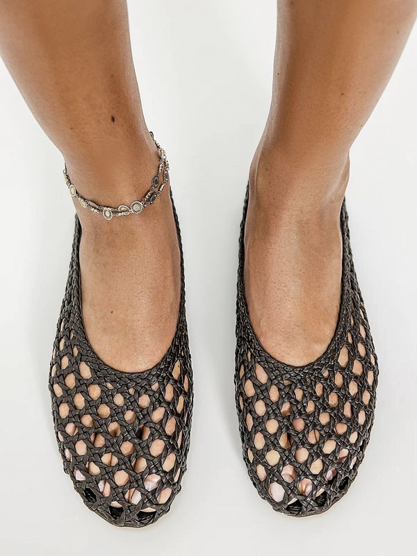 Mesh ballerinas explore openwork, color and texture
