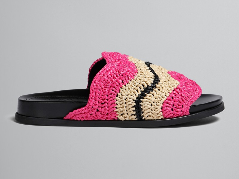 Summer 23/24 Previews. Exclusive multicolored crochet raffia for new MARNI models