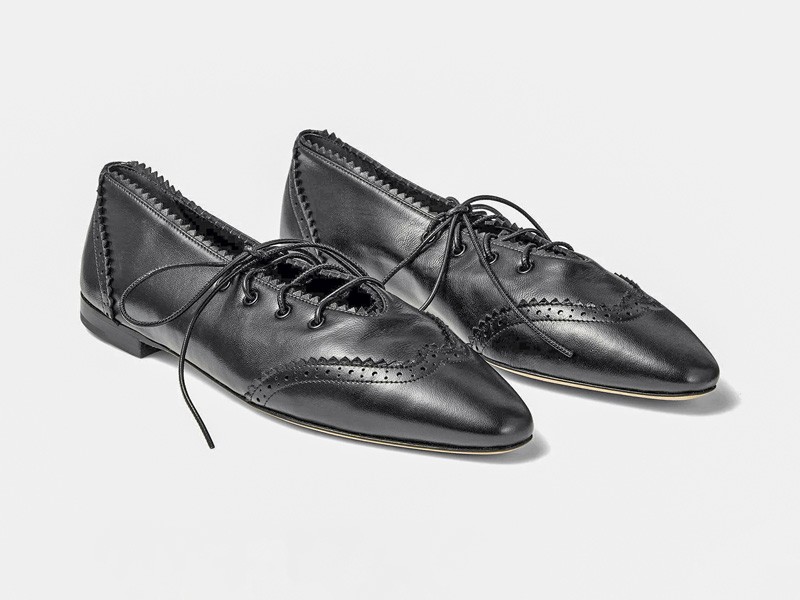 ACORDONADOS TENDENCIA CALZADO TEMPORADA OTOÑO INVIERNO 2027 SERMA 159 MARGOTLACEUPFLATLWV_000074_ANGLE_vg1043.jpg Flat Lace-Up Shoes Balance Low Profiles and Lacing