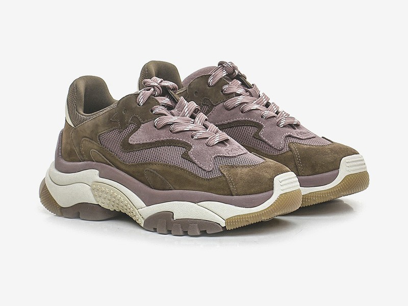 SNEAKERS CHUNKY HOMBRE TENDENCIA CALZADO TEMPORADA OTOÑO INVIERNO 2027 SERMA 159 166271-196478-0.jpg Men’s Chunky Sneakers Bring Volume and Color