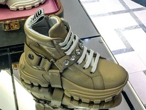 CALZADO-ZAPATO-MODA-TENDENCIA-MUJER-BOTINETAS-BOTAS-SHOES-FOOTWEAR-FASHION-TRENDS-WOMAN-BOOTS-IMG_3412.jpg