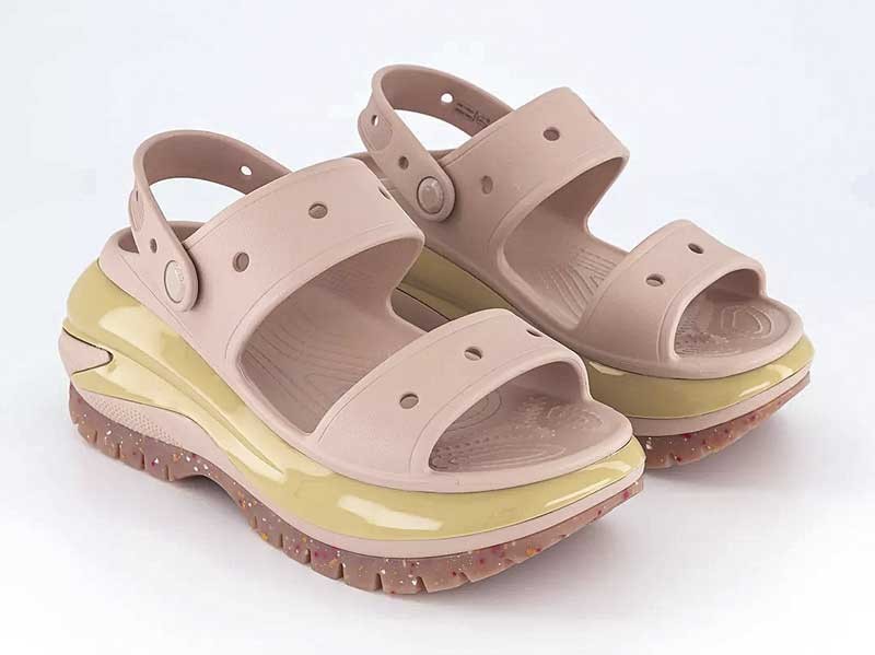 Sandalias bajas:  Destacadas  en la tendencia