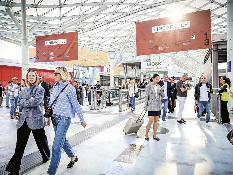 Aunque disminuyó la cantidad de visitantes, LINEAPELLE conserva su alto posicionamiento como difusor de tendencias.