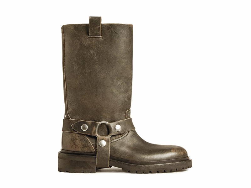 BOTAS BIKER MUJER TENDENCIAS OTOÑO INVIENRO 2026 SERMA 156golden-goose-brown-kurt-distress-(1).jpg Botas biker con correas, hebillas y suela track