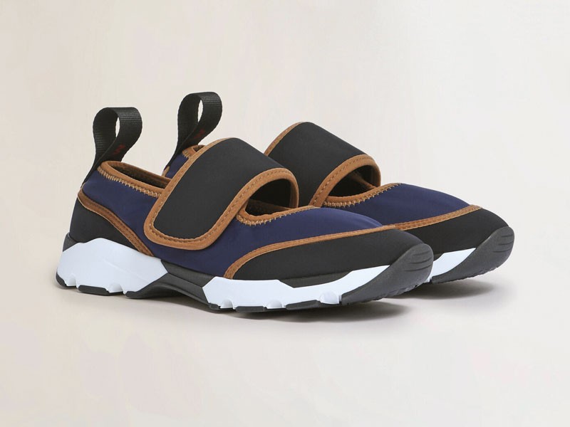 Mary Janes update straps, mesh and sport bases