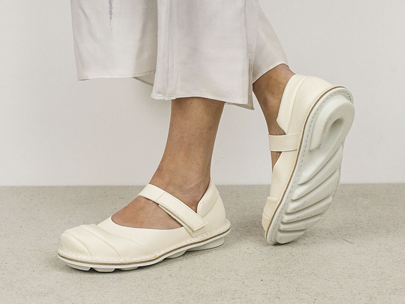 Mary Janes update straps, mesh and sport bases