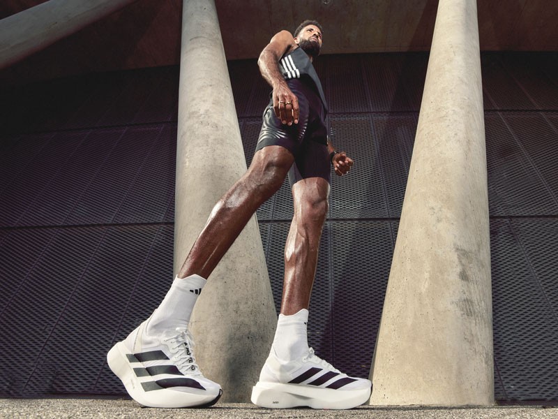 NUEVAS ZAPATILLAS ADIDAS 2024 ADIZERO ADIOS PRO EVO 1 SERMA FOTO-4.jpg Latest release from ADIDAS: The super lightweight sneaker weighs only 138 grams