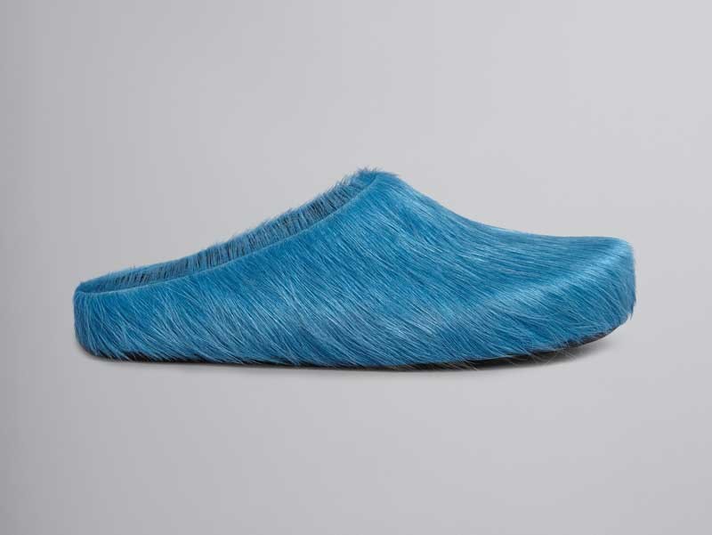 FOTO-7.-MARNI.jpeg MARNI's long-haired sabot. International fashion benchmark