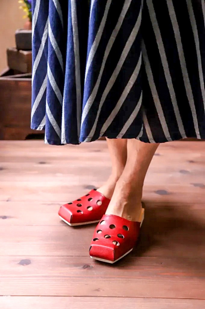 Japanese mules: Conquering the West