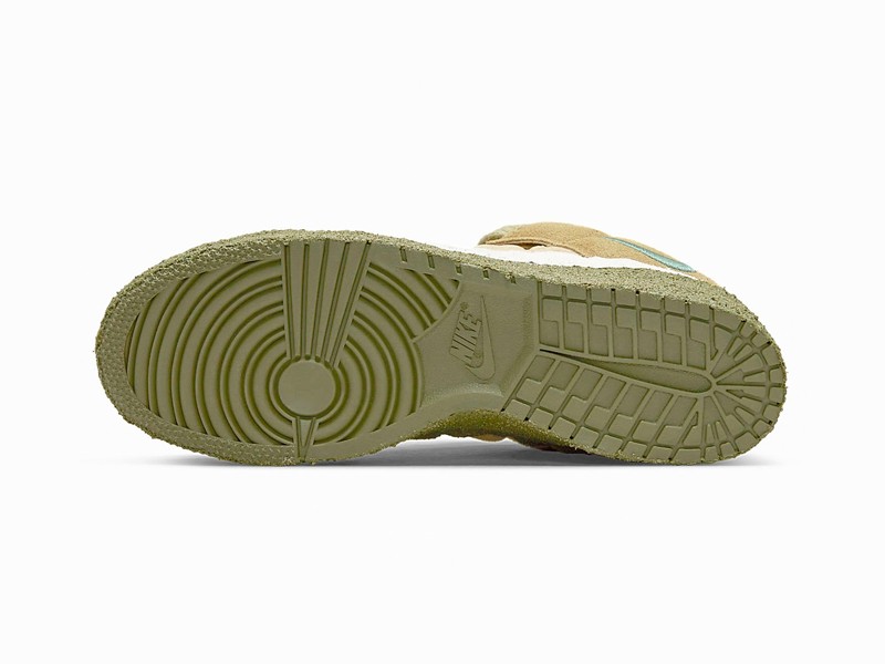 NIKE and CPFM revive an old model and are a sensation