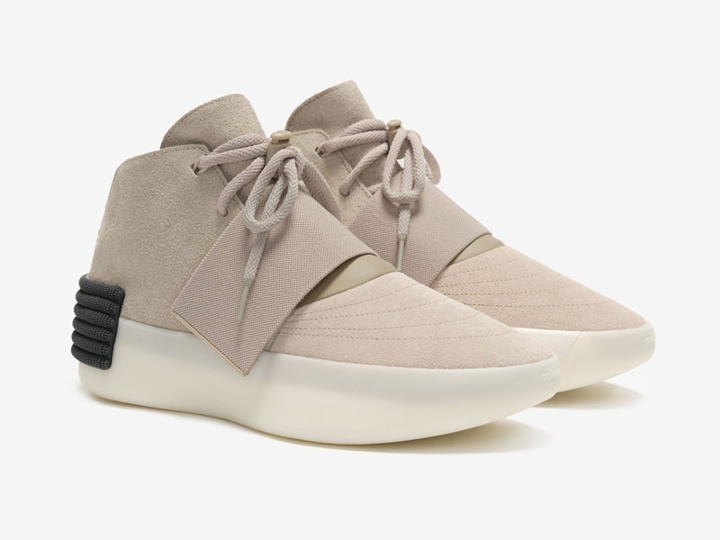 El inconfundible estilo minimalista de FEAR OF GOD