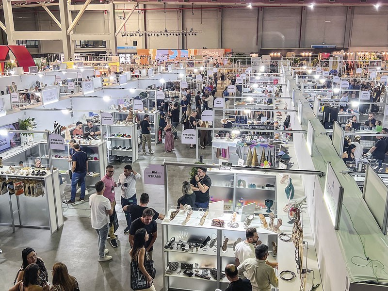 Uno de los eventos de mayor relevancia a nivel regional e internacional para la industria de la moda.