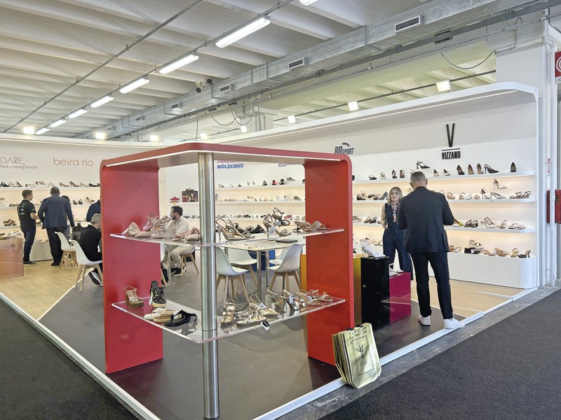 EXPO RIVA SCHUH se consolidó como el mayor encuentro global del calzado y manufacturas