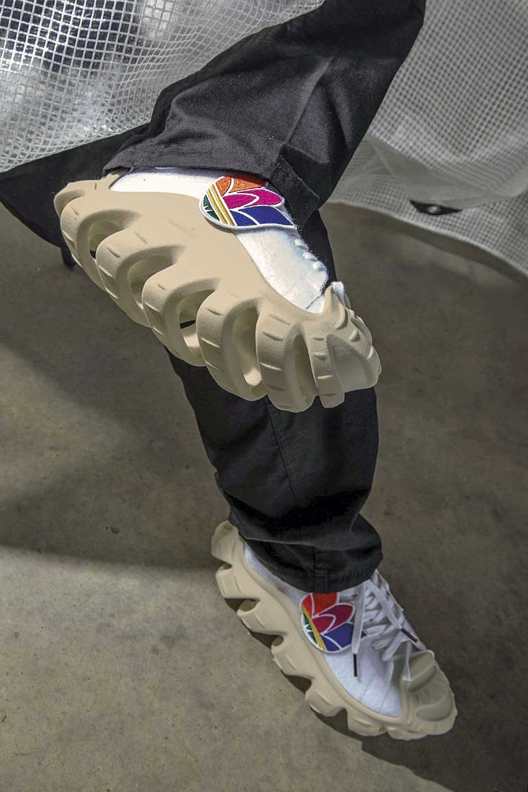 ADIDAS marca tendencia con su impresionante remake de la SUPERSTAR